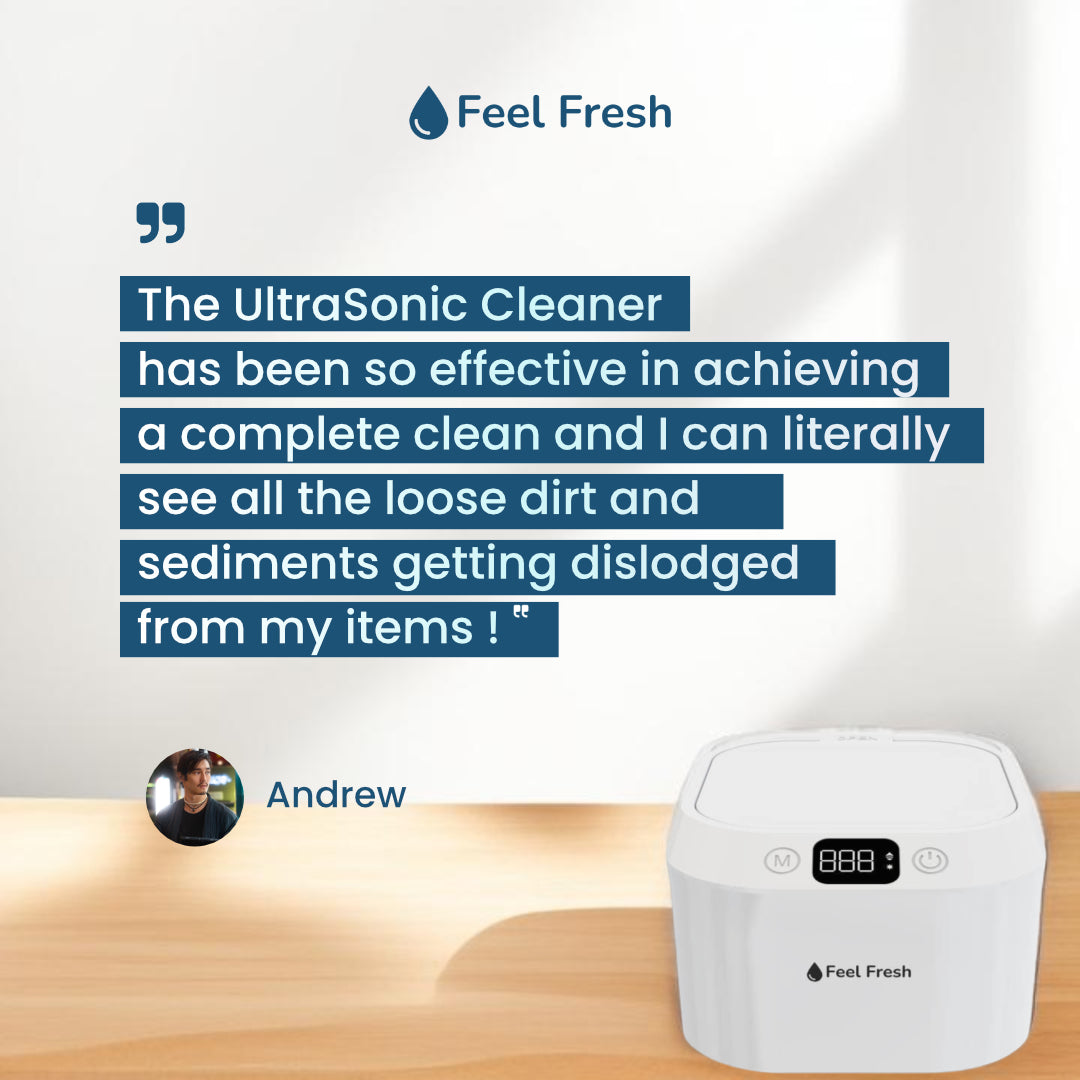 Compact and travel-friendly ultrasonic retainer cleaner for daily oral hygiene