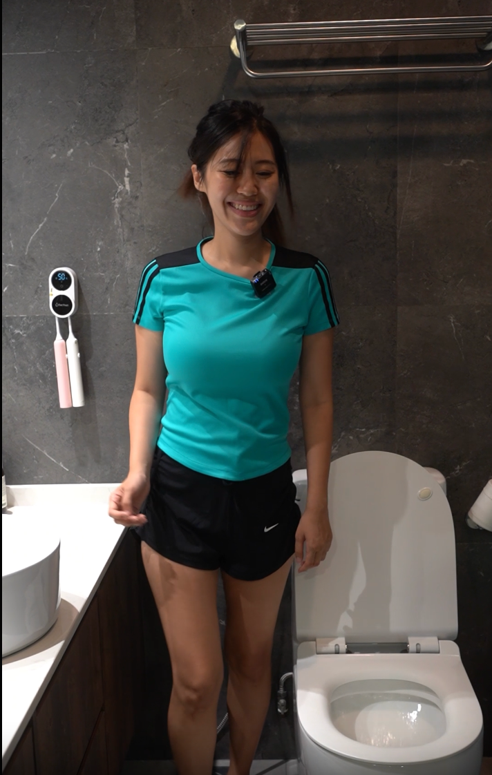 <p><strong>The effortless way to keep your toothbrush clean <br/>— trusted by thousands</strong></p>